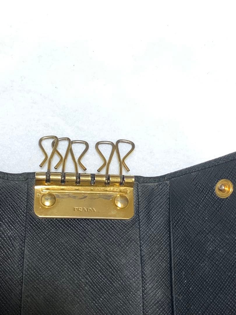 PRADA プラダ ブラックレザー キーケース