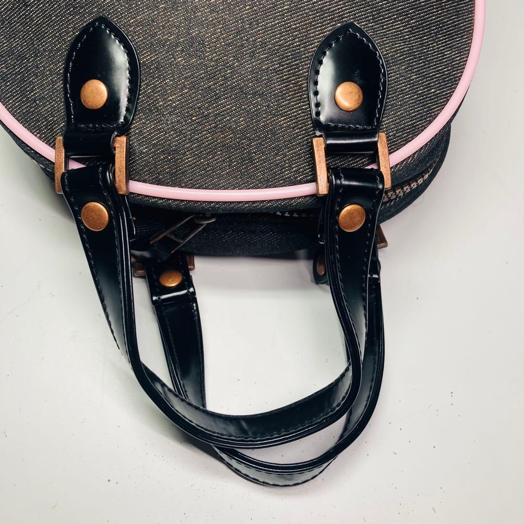 【美品】Von Dutch キャンバス　ミニボストンバッグ ブラック　ピンク