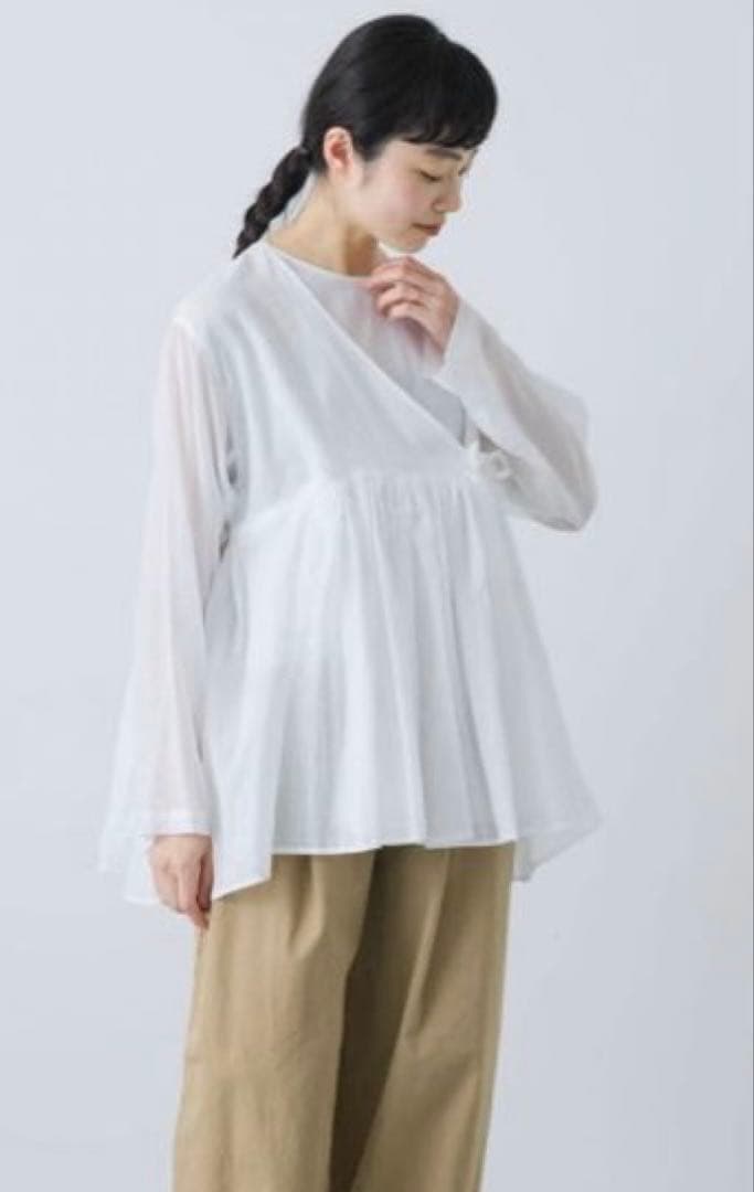 かぐれ　コットンボイルアンガルカシャツ未使用に近いです♡