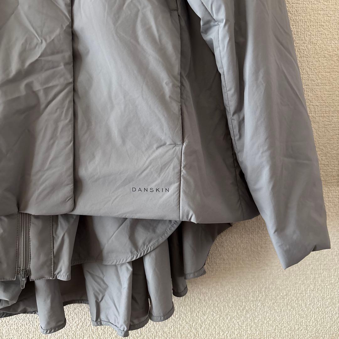 DANSKIN ダンスキン アレグロ インサレーションジャケット　ライトグレー