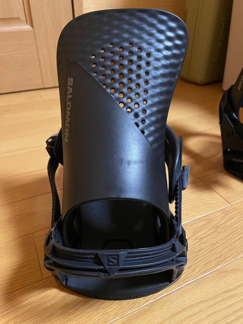 Salomon HOLOGRAM Lサイズ black 23-24