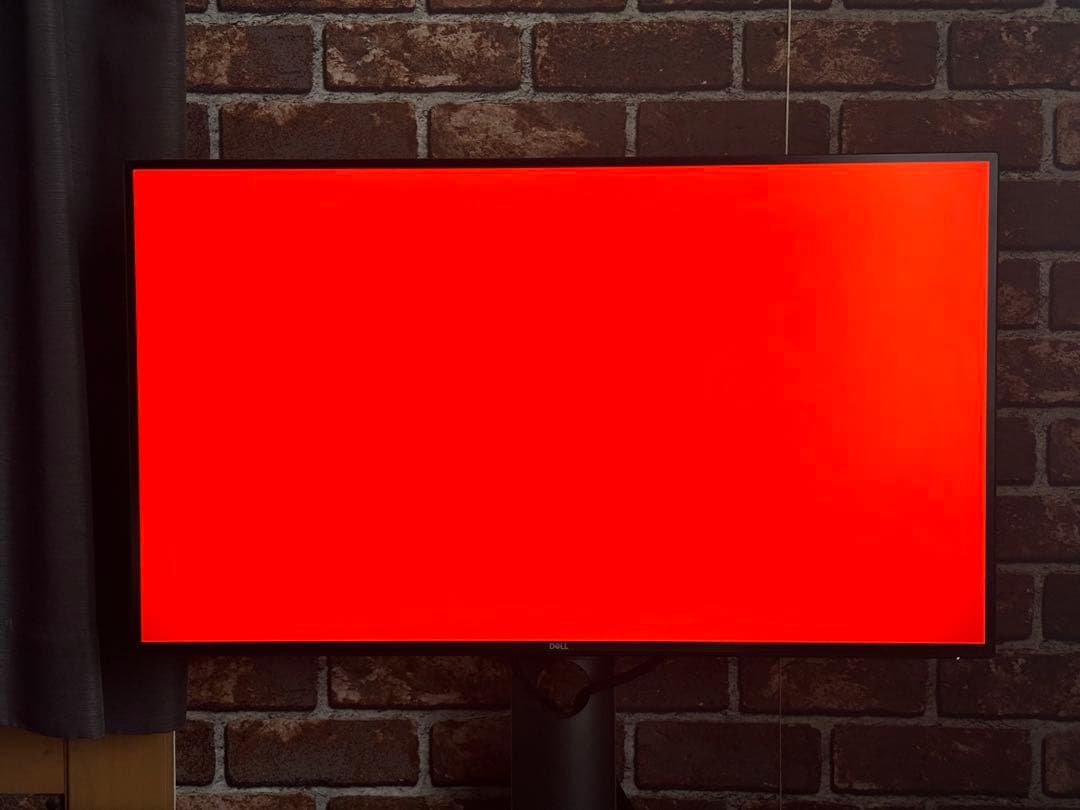 ②DELL U2720QM 27インチ 4Kモニター