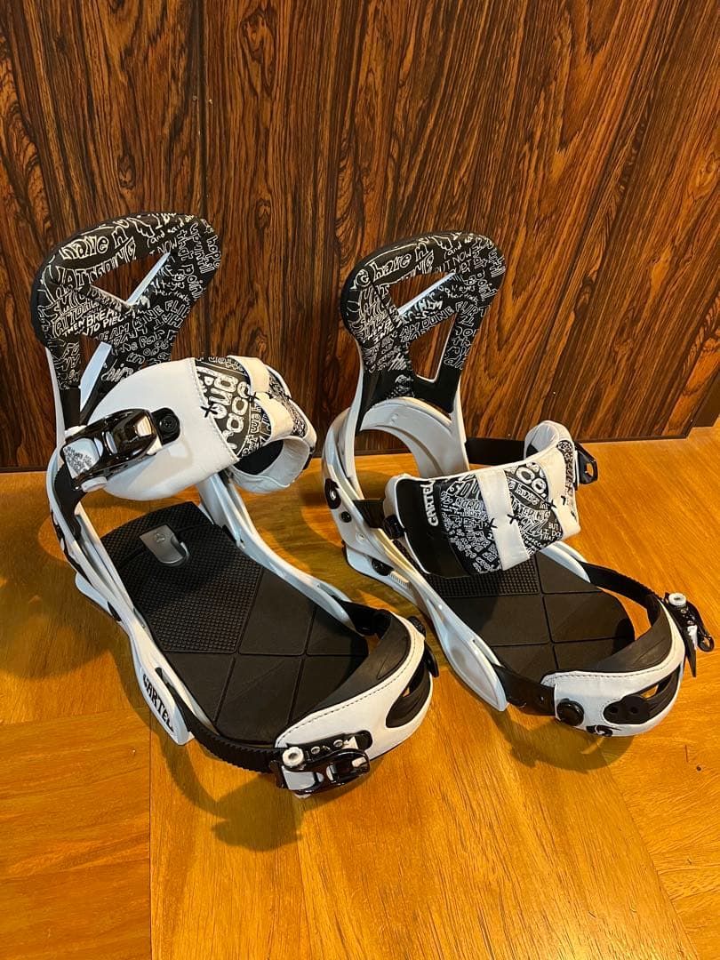 burton cartel Mサイズ　美品