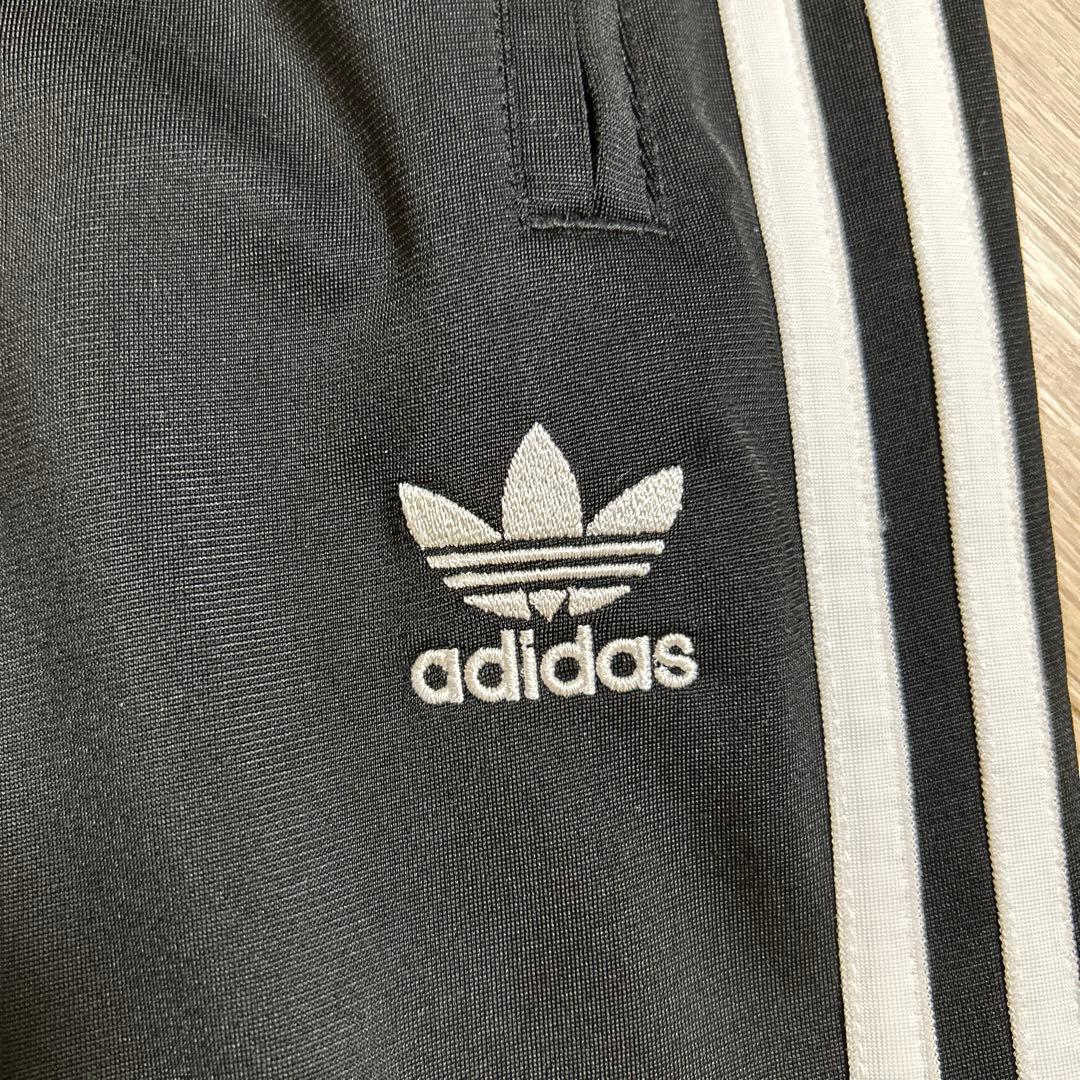 新品未使用　adidas Originalsトラックジャケットセットアップ 黒L