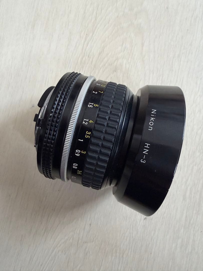 Nikon EM 一眼レフカメラ NIKKOR 50mmレンズ付き