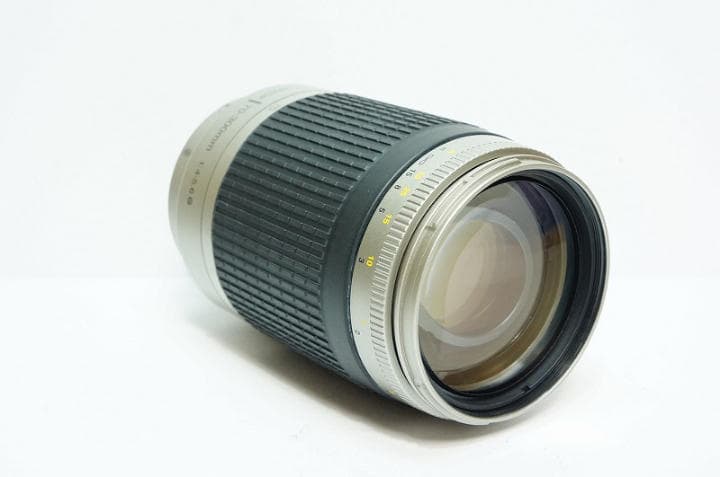 【望遠ズームレンズ】 Nikon AF 70-300mm G