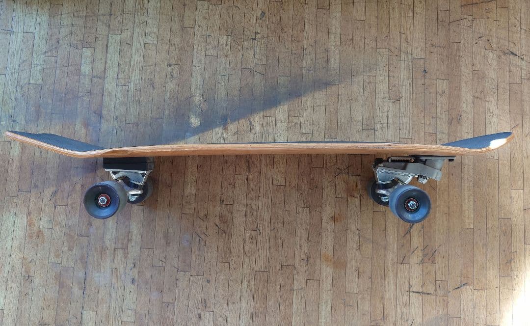 サーフスケートボード