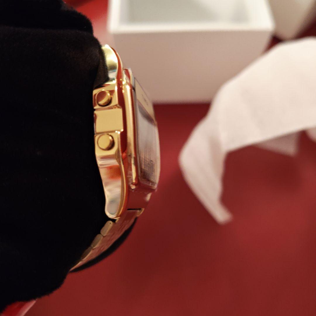 MM6 TIMEX ゴールド デジタル腕時計