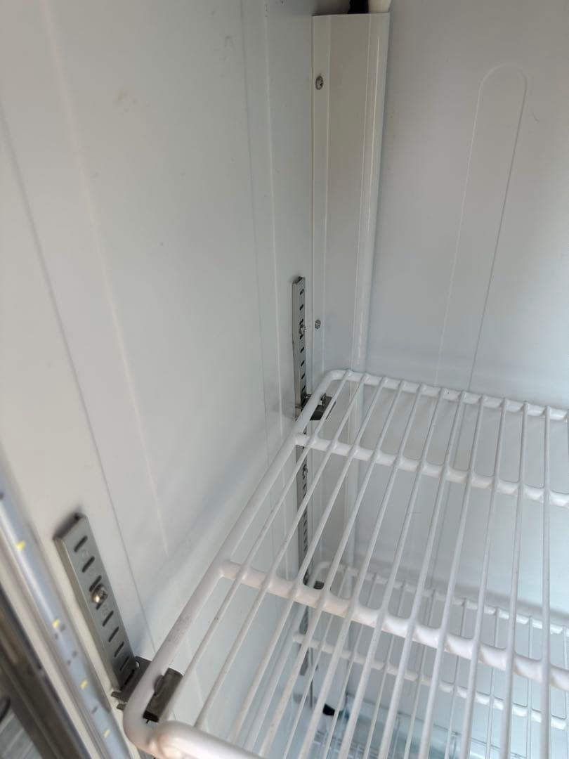 ガラス扉冷蔵庫 ホワイト 3段