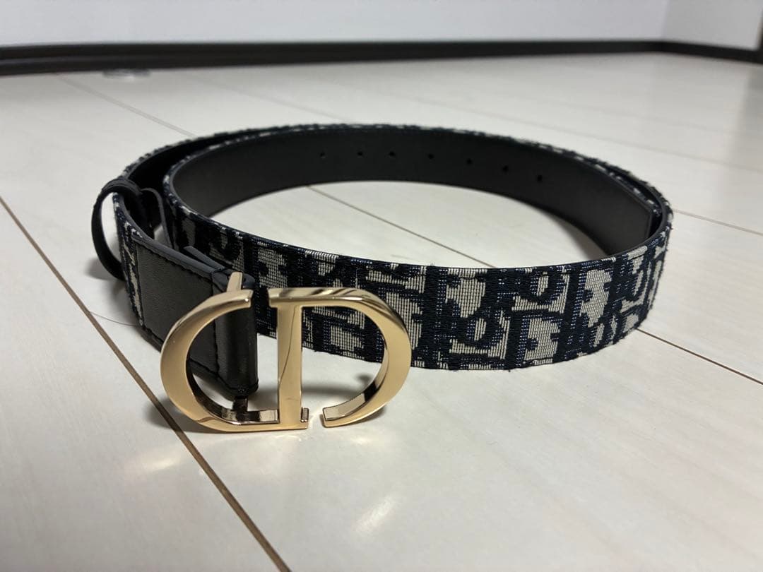 Christian Dior ロゴ入りレザーベルト 85cm