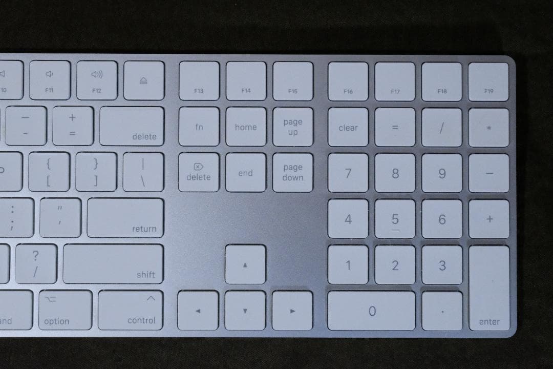 iMac2020,Retina5K,27 1TB SSD USキーボードマウス付