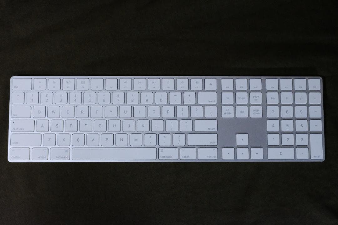 iMac2020,Retina5K,27 1TB SSD USキーボードマウス付