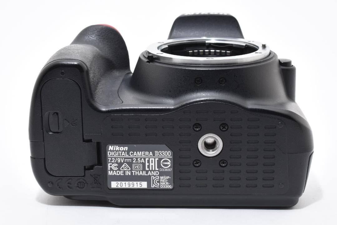 美品 Nikon D3300 デジタル一眼レフカメラボディ ブラック ニコン