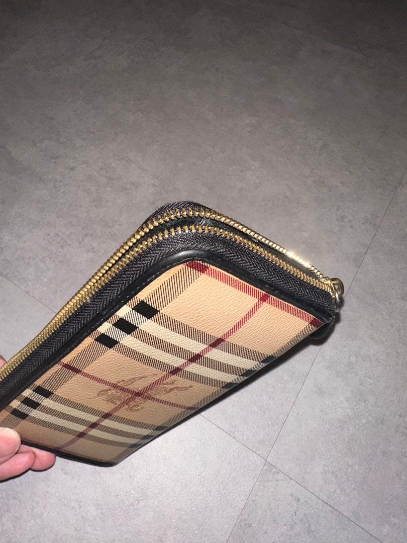 【極美品】BURBERRY バーバリー 長財布 ラウンドファスナー ノバチェック