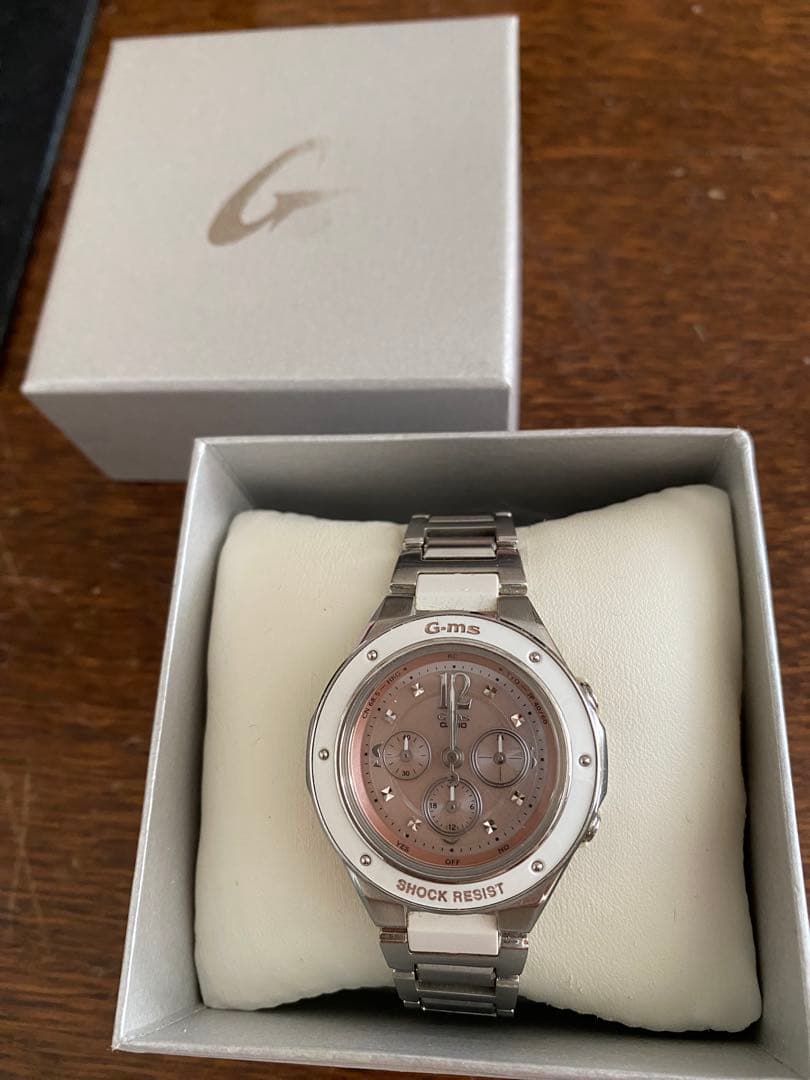 丸*子様 G-ms ショックレジスト 時計 シルバー/ピンク