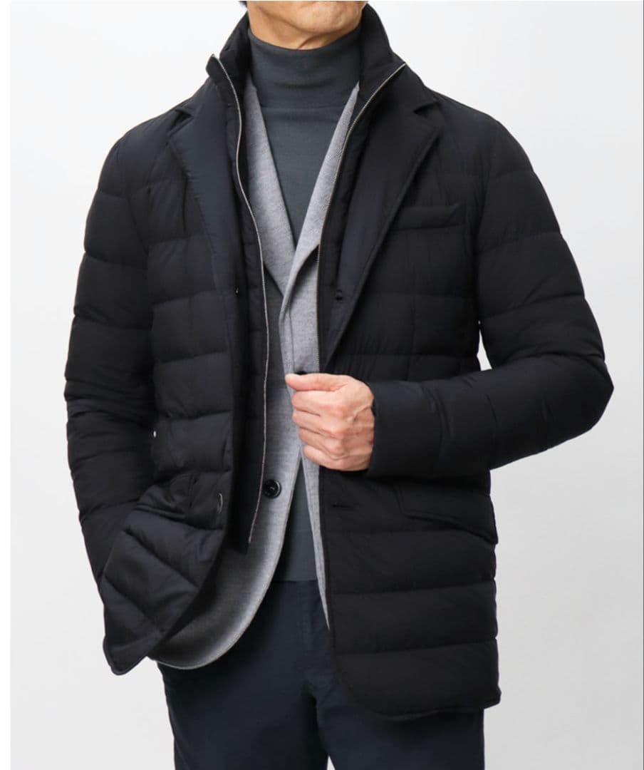 【極美品】HERNO⭐️46⭐️ダウンジャケット⭐️ レジェンド⭐️定番ブラック