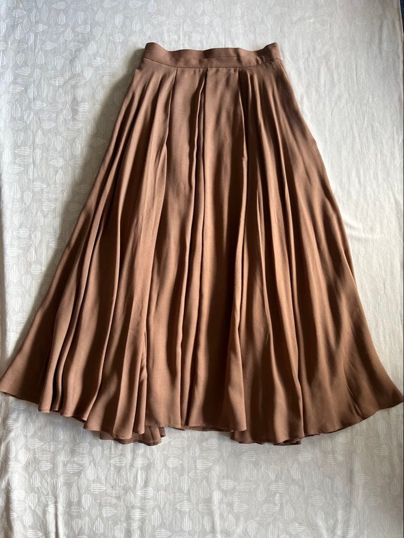 【美品✨】ebureドライビエラフレアスカート 38