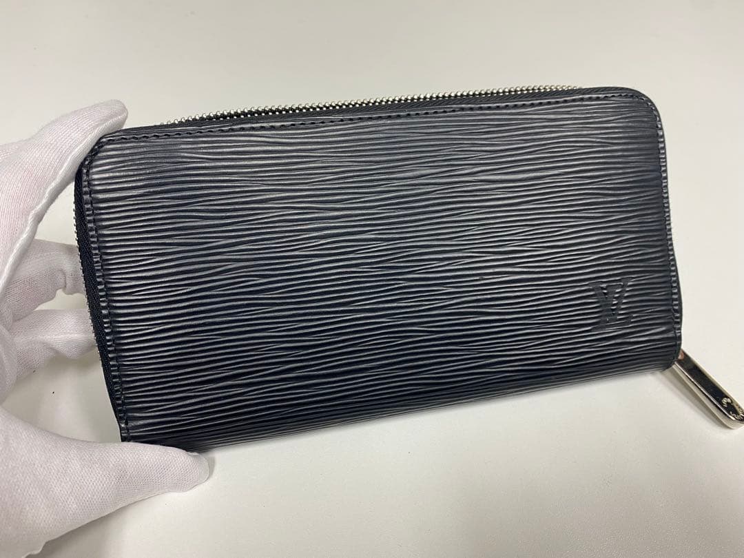 ルイヴィトン エピ ジッピーウォレット 長財布 ブラック 黒