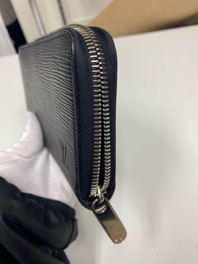 ルイヴィトン エピ ジッピーウォレット 長財布 ブラック 黒