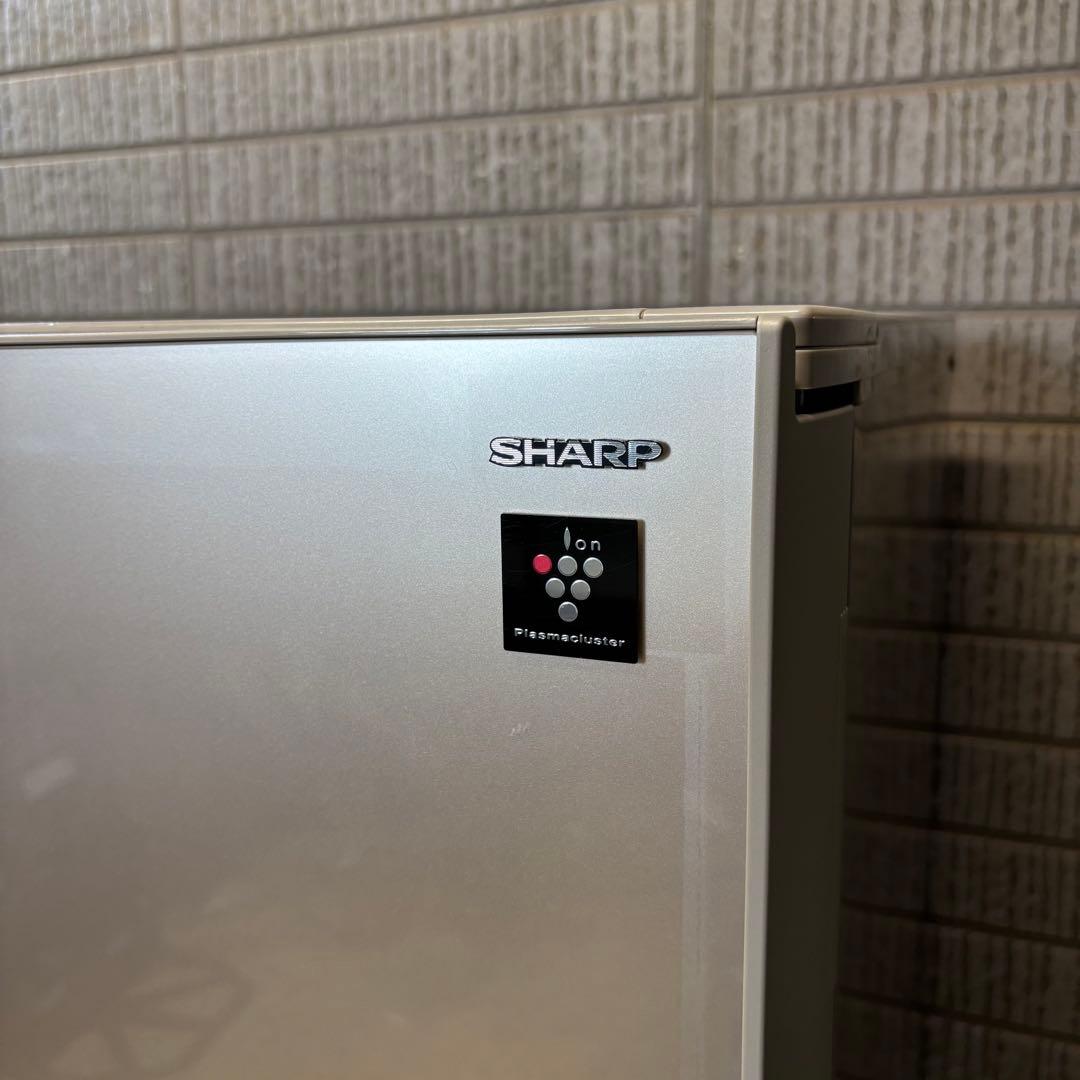 SHARP 137L 冷蔵庫 一人暮らし ガラス面 おしゃれ【地域限定配送無料】
