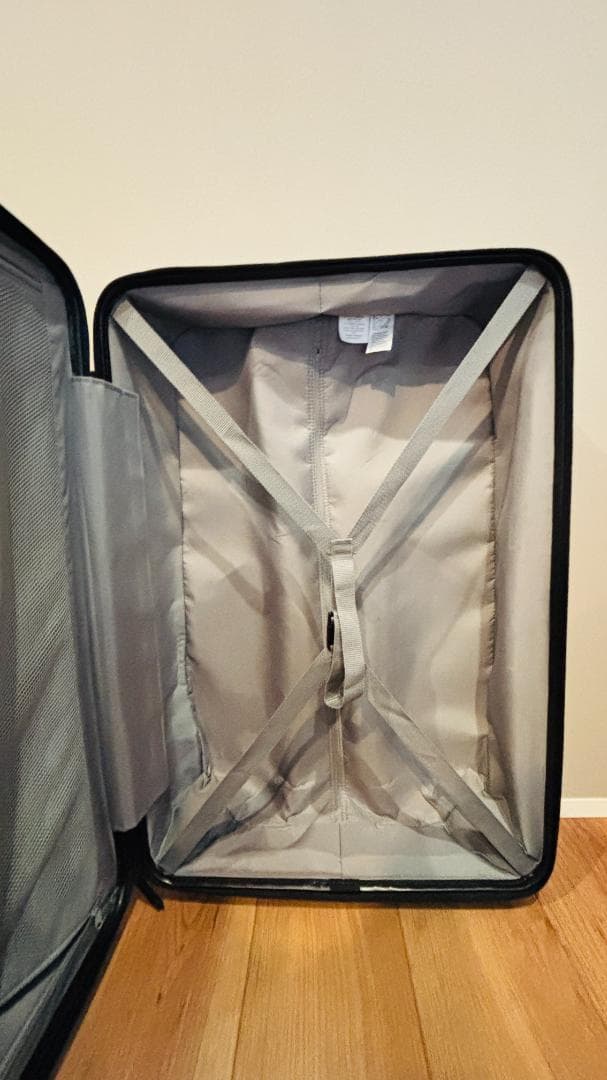 無印良品バーを自由に調節できるハードキャリーケース-A（１０５Ｌ）送料込み