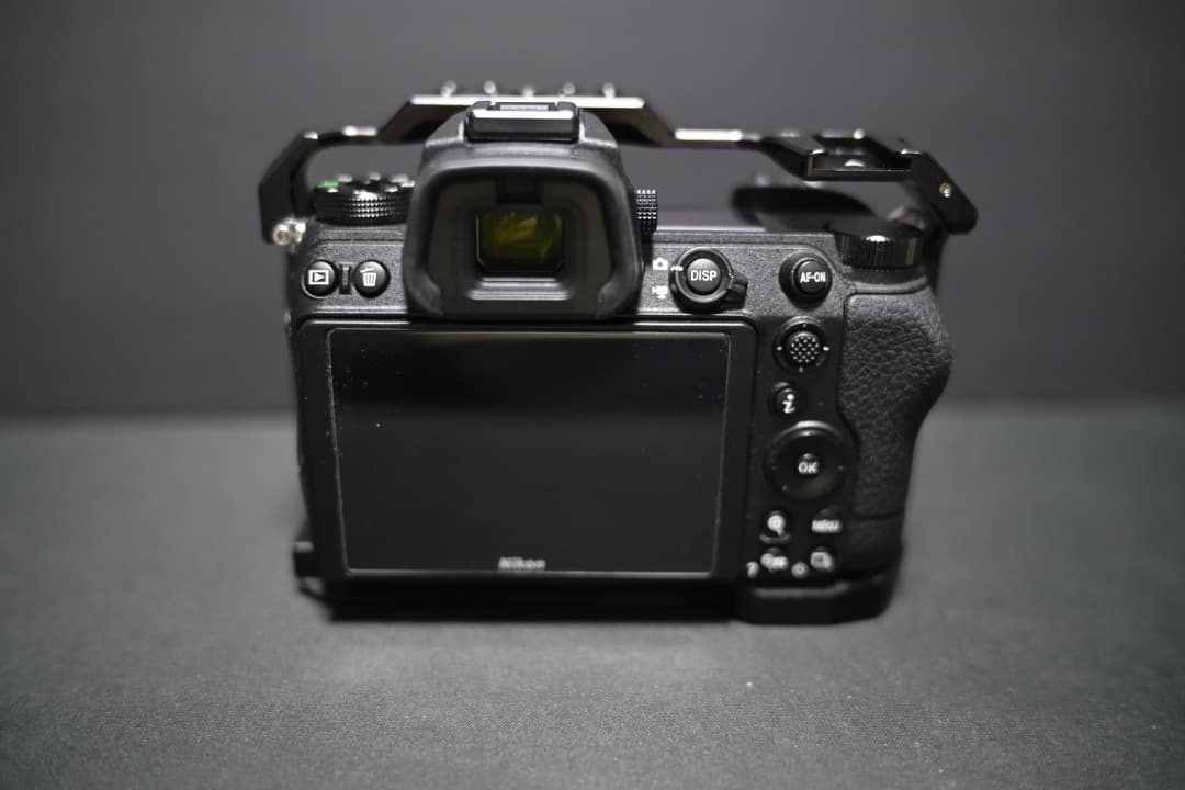 [シャッター数 6,114回] Nikon Z6Ⅱ ZマウントSmallRig