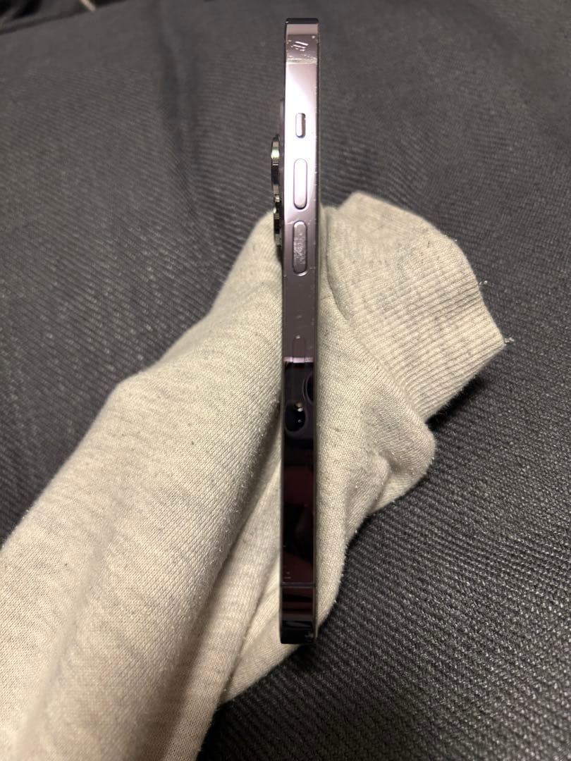 iPhone14pro 背面割れ　ジャンク