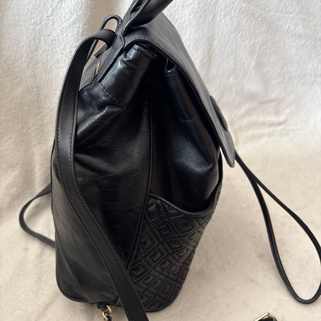 美品✨トリーバーチ フレミング リュック レザー キルティング エンボスロゴ