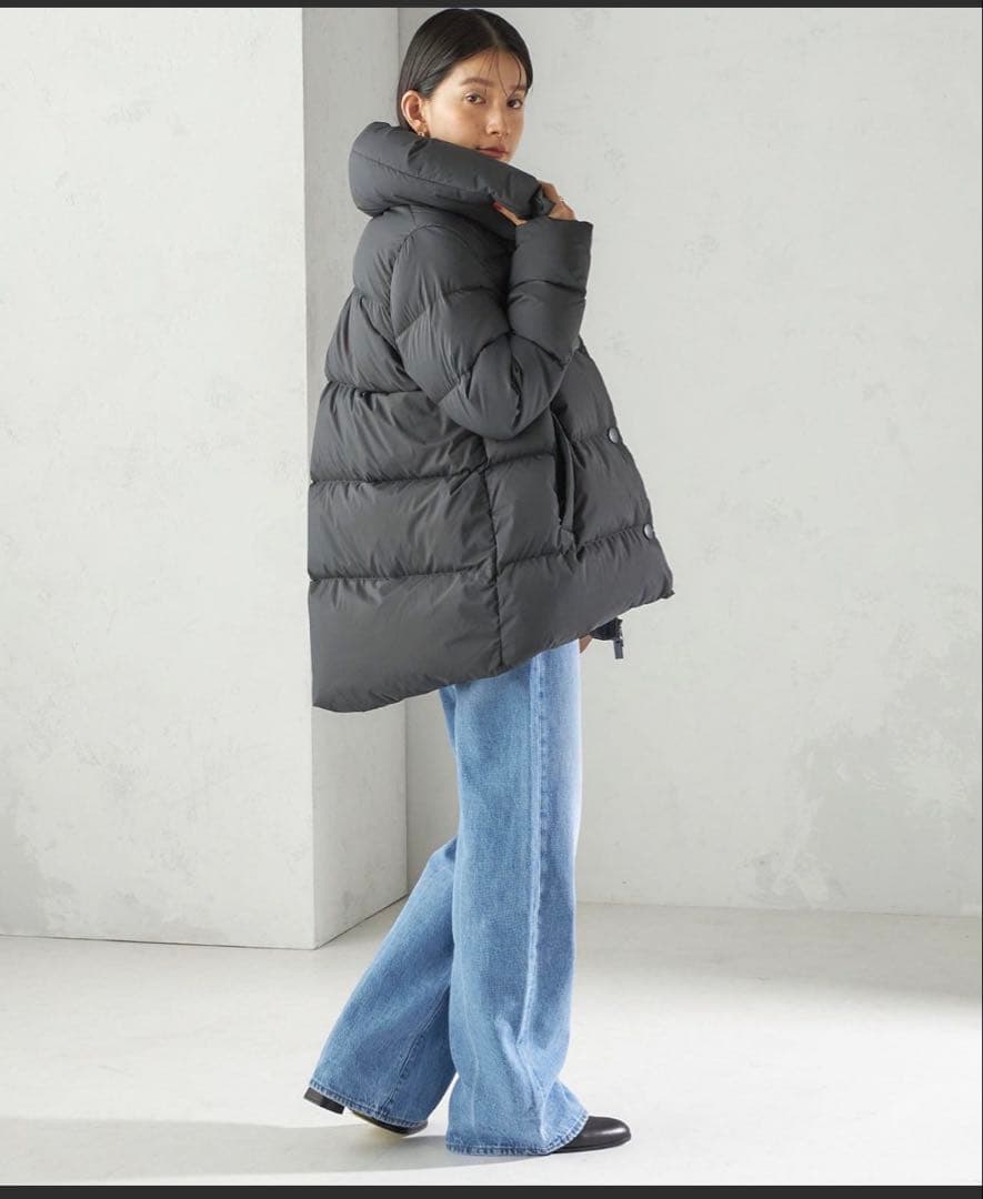 ピレネックスshipsコラボ　超美品　38サイズ　9.6万　カラー黒