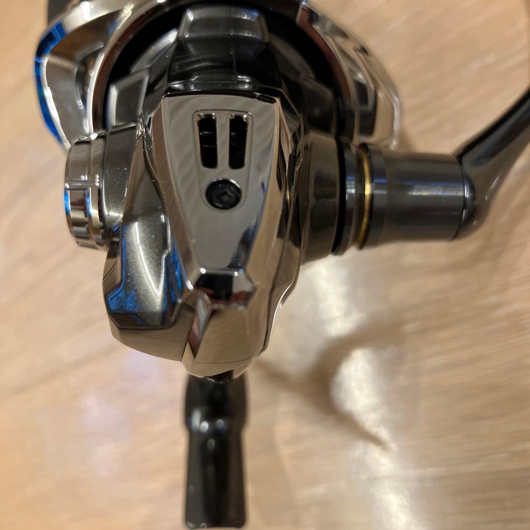 さ*ま様 SHIMANO スピニングリール 20ツインパワー 中古