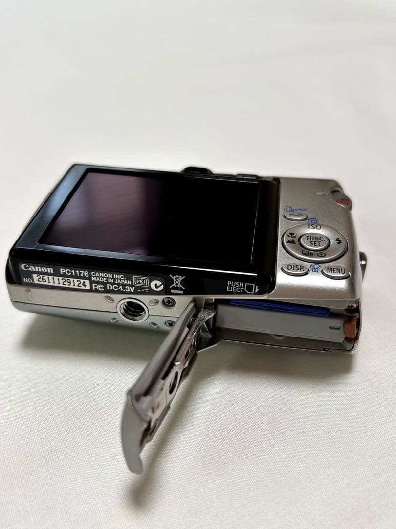 Canon IXY DIGITAL 800IS 新品バッテリーあり　動作確認すみ
