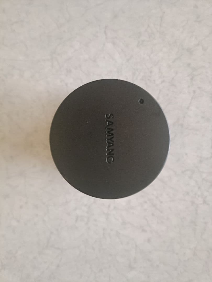 SAMYANG AF 45mm F1.8 FE 単焦点標準レンズ　ソニーαE用