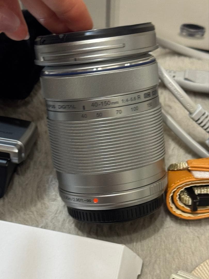 OLYMPUS PEN E-PL8 シルバー/ブラウン 本体