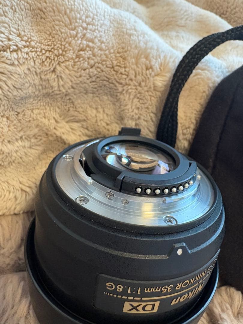 Nikon単焦点レンズAF-S DX NIKKOR 35mm f/1.8G袋つき