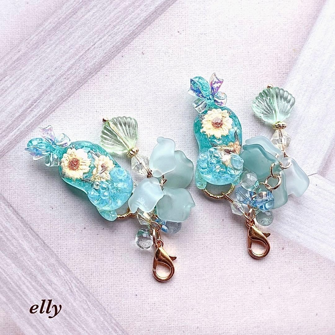 【sawasawa様】1392.琉球ガラス　向日葵　じゃれ猫　レジン　チャーム