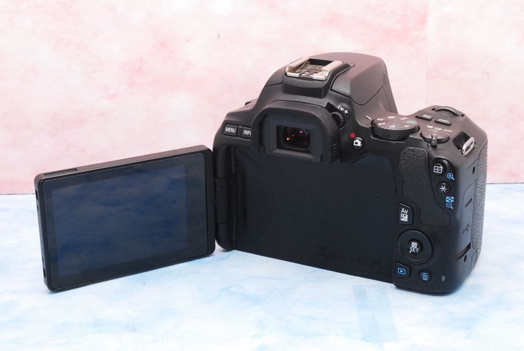 Canon Kiss X10◎一眼レフカメラ◎美品◎STMレンズ◎高性能