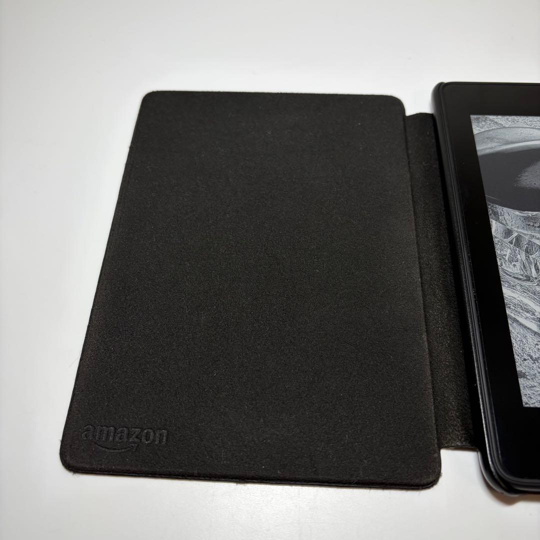 Kindle Paper White　第10世代　8GB　純正カバー付き