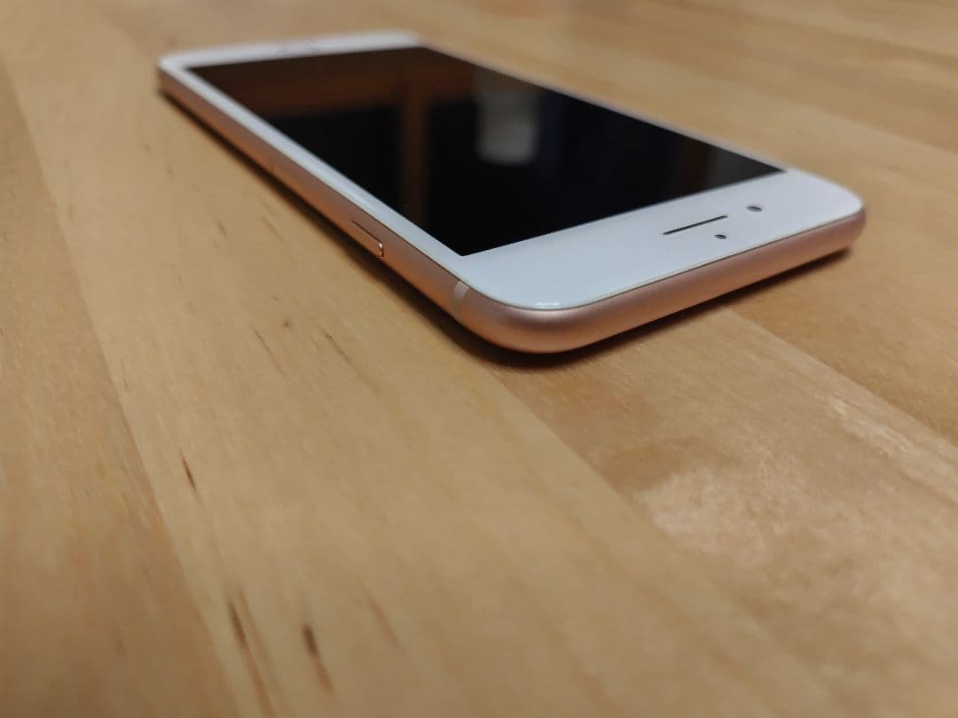 iPhone 8 Plus ゴールド 256GB SIMフリー