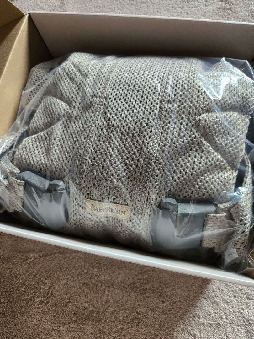 BABYBJÖRN ONE KAI Air 抱っこ紐 グレージュ メッシュ
