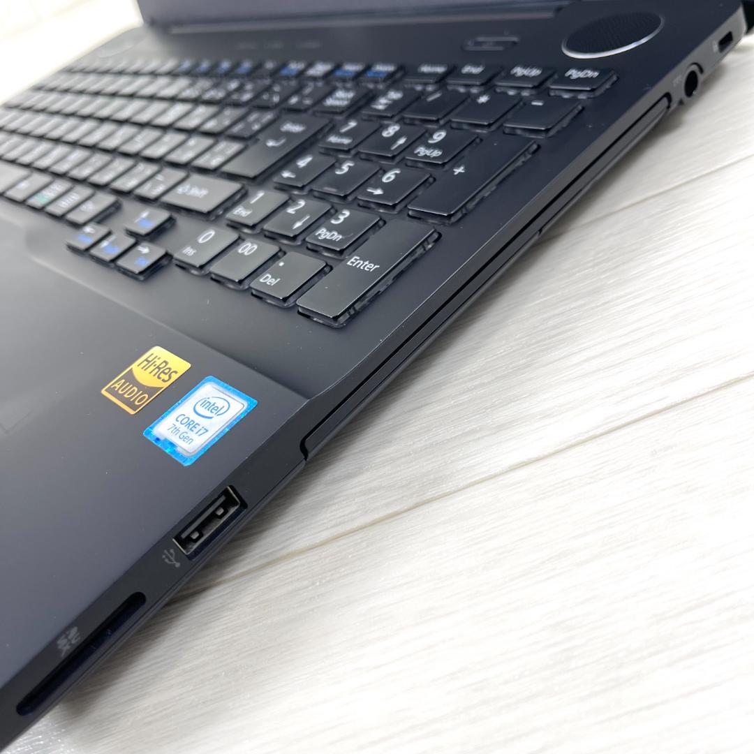 富士通 i7 新品SSD512G メモリ8 Windows11 ノートパソコン