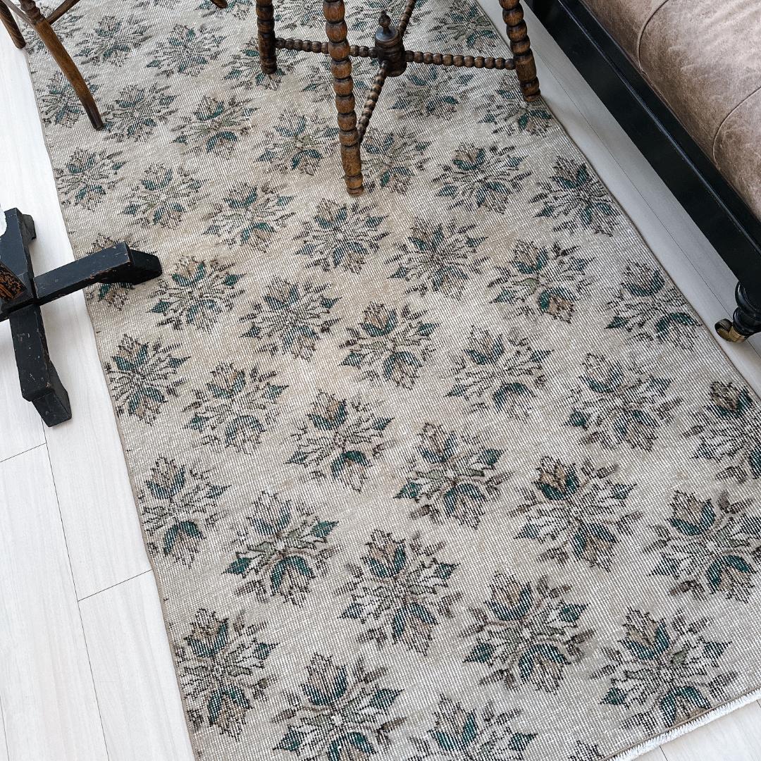 トルコ ヴィンテージラグ A116 ベージュ セージグリーン ダークグリーン