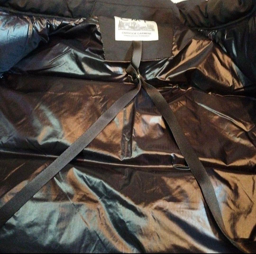 CMF コンフィー ダウンベスト