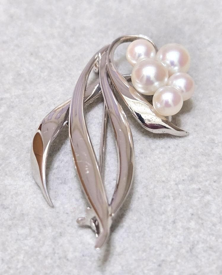 MIKIMOTOミキモト SV あこや真珠ブローチ パール 本真珠　42034