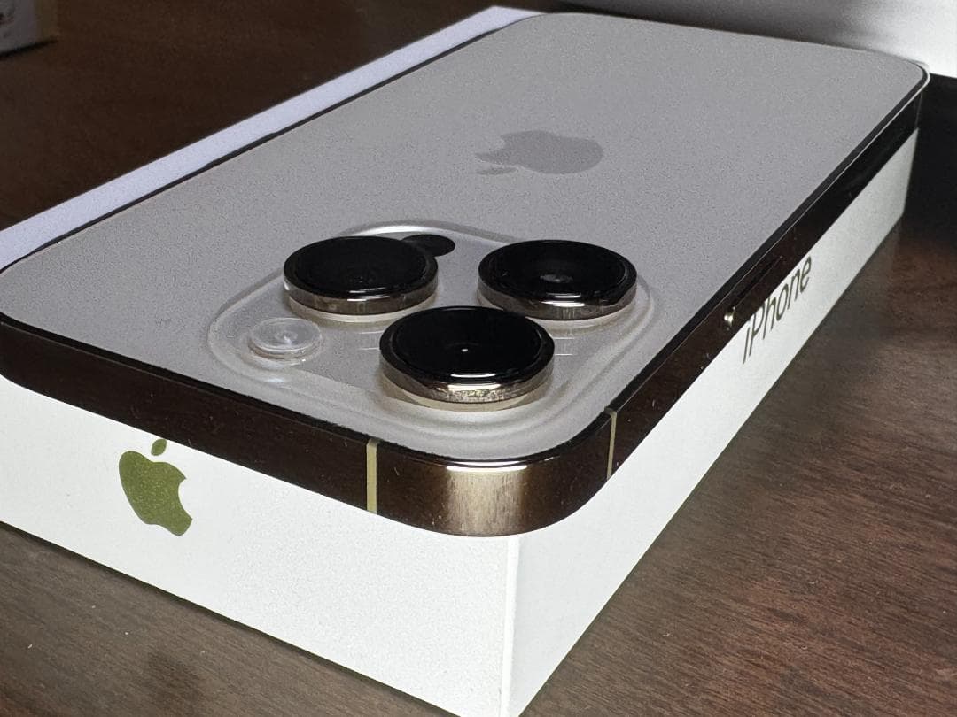 美品 Apple iPhone 14 Pro 256GB ゴールド　87％