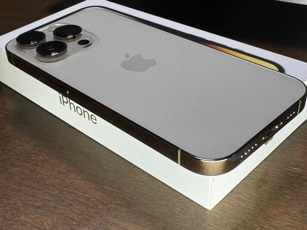 美品 Apple iPhone 14 Pro 256GB ゴールド　87％