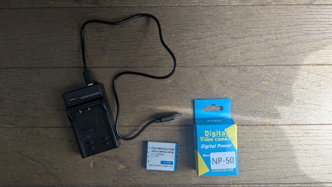 Fujifilm x20 富士フイルム 通電のみ ジャンク