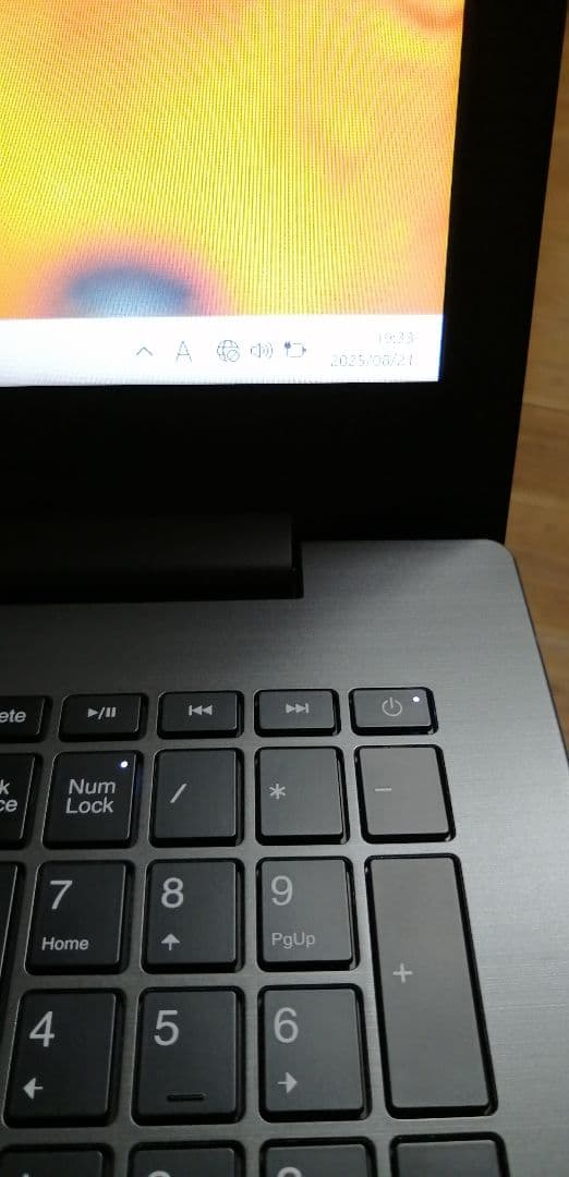 在宅テレワークに！大容量❕Webカメラ★ノートPC/Win11Pro★黒