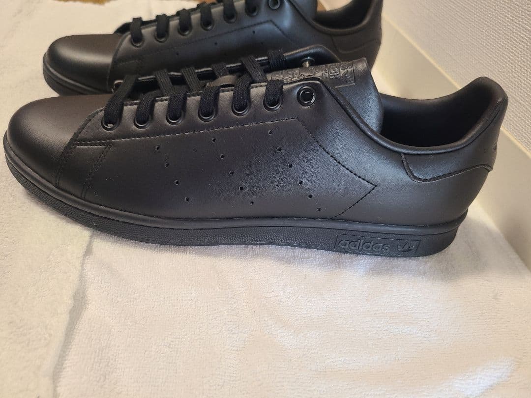 美品 アディダス adidas スタンスミス