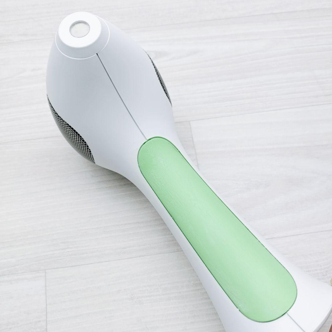 残量 ほぼ未使用☺️最新モデル　トリア パーソナルレーザー 4X Tria