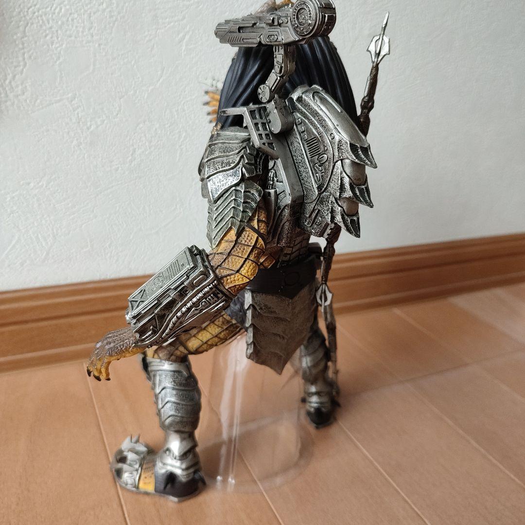 プレデター フィギュア